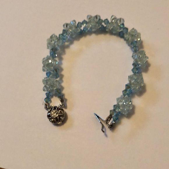 17cms. Crystal bracelet - Picture 5 of 5